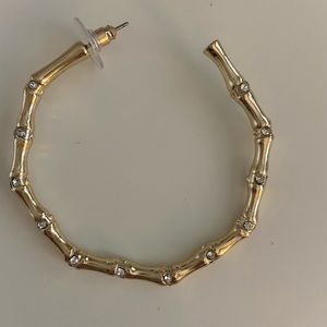 Lilly Pulitzer gold bamboo hoops 💛